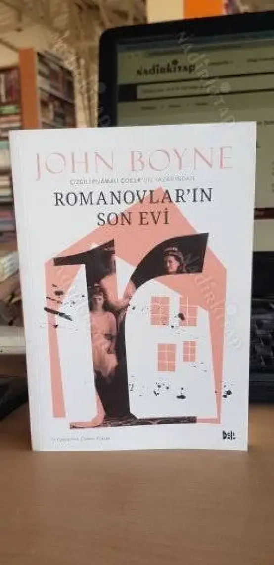 Romanovlar'ın Son Evi - John Boyle