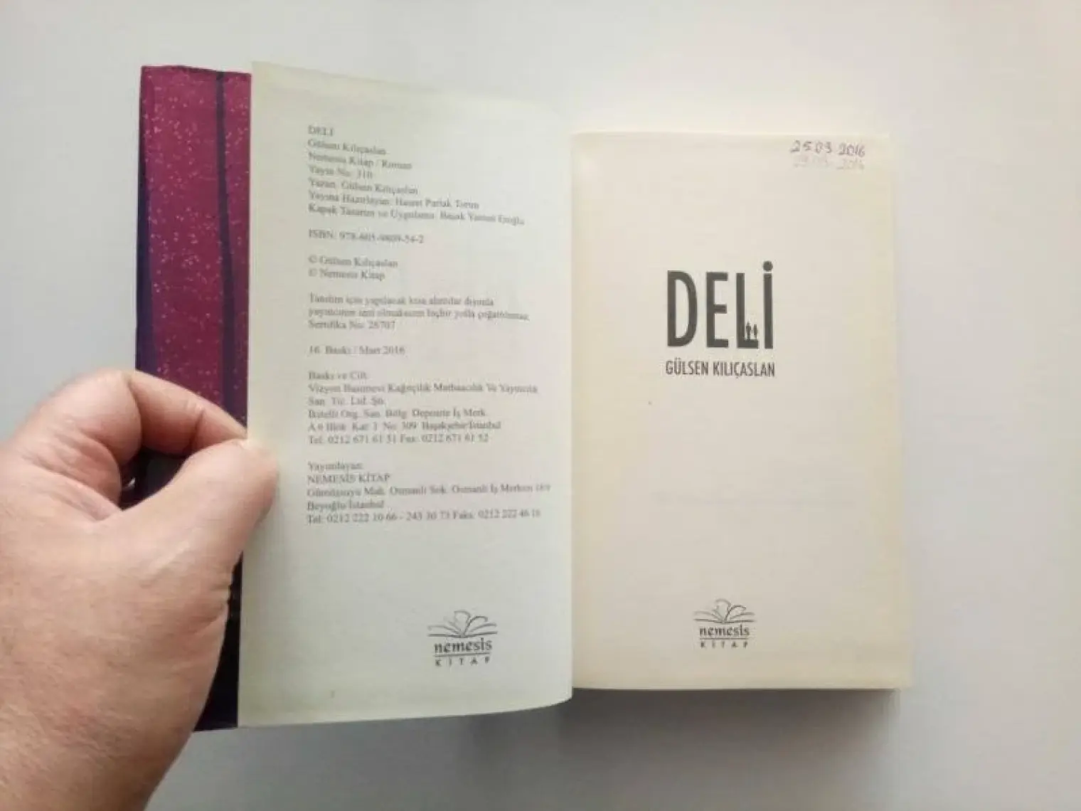 Deli (Ciltli) - Gülsen Kılıçaslan
