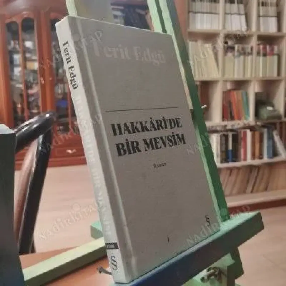 Hakkâri'de Bir Mevsim (Ciltli) - Ferit Edgü