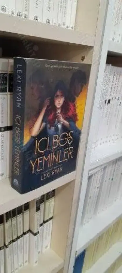 Içi Boş Yeminler – Ciltsiz - Lexi Ryan