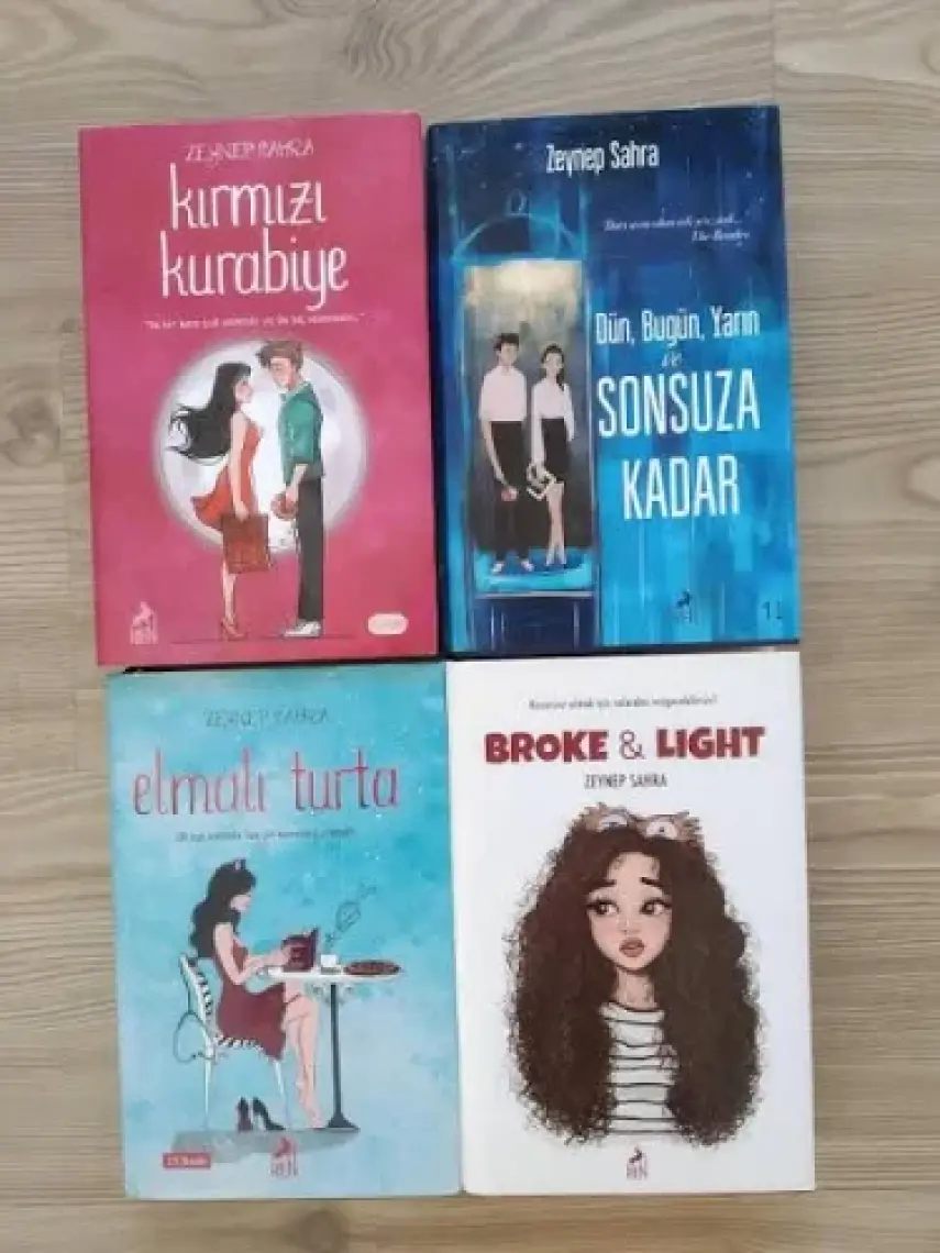 Kırmızı Kurabiye - Ciltli - Zeynep Sahra