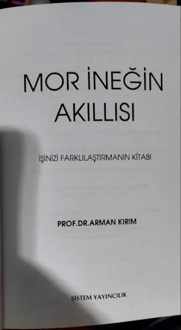 Mor İneğin Akıllısı-Arman Kırım