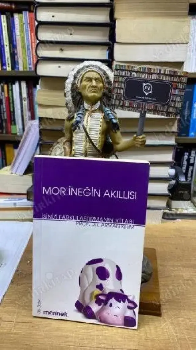 Mor İneğin Akıllısı-Arman Kırım