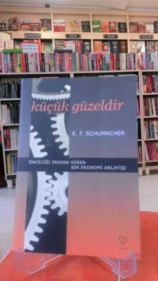 Küçük Güzeldir
