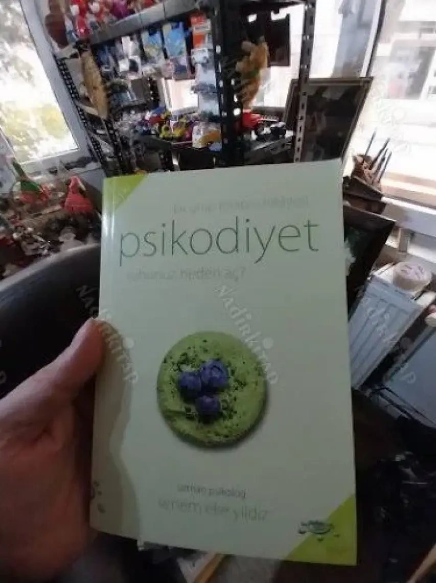 Ruhunuz Neden Aç? Psikodiyet - Senem Eke Yıldız