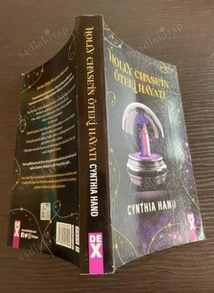 Holly Chase’in Öteki Hayatı - Cynthia Hand