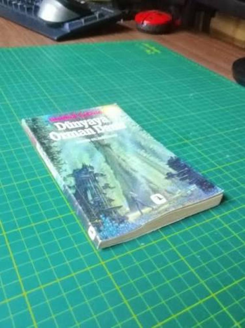 Dünyaya Orman Denir - Ursula K. Le Guin