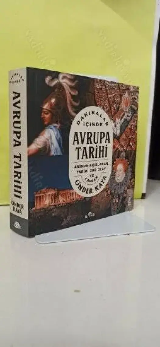 Dakikalar Içinde Avrupa Tarihi   - Önder Kaya