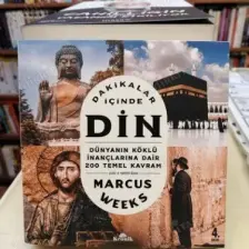 Dakikalar Içinde Avrupa Tarihi   - Önder Kaya