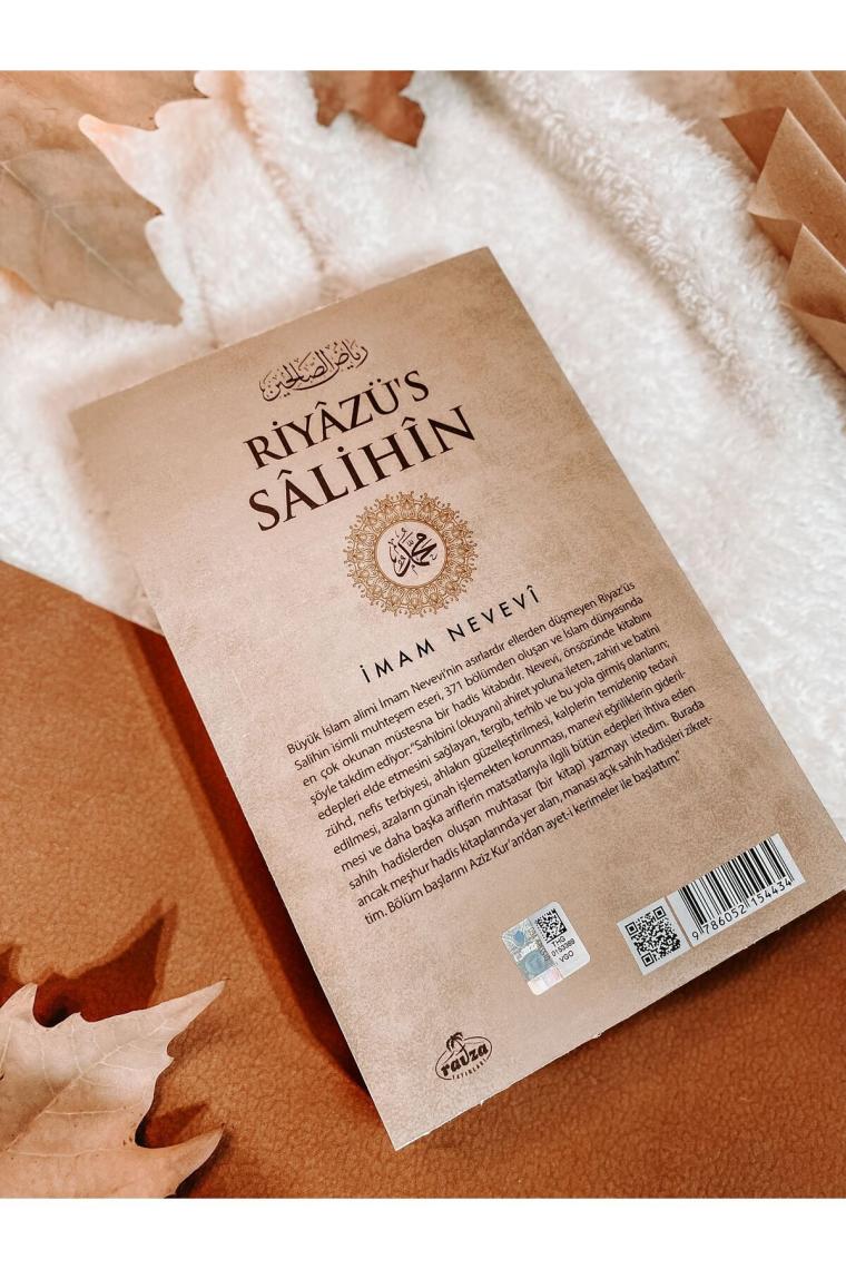 Riyazu's Salihin Tercümesi (KARTON KAPAK-METİNSİZ)