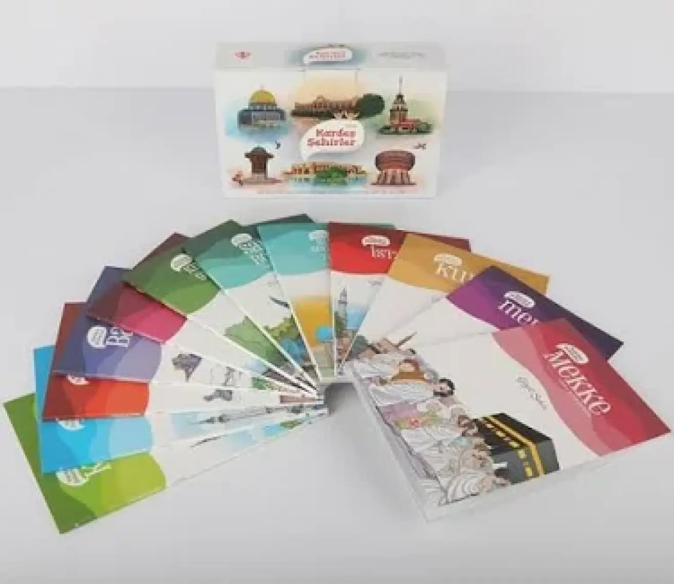 Kardeş Şehirler 12 Kitap Set