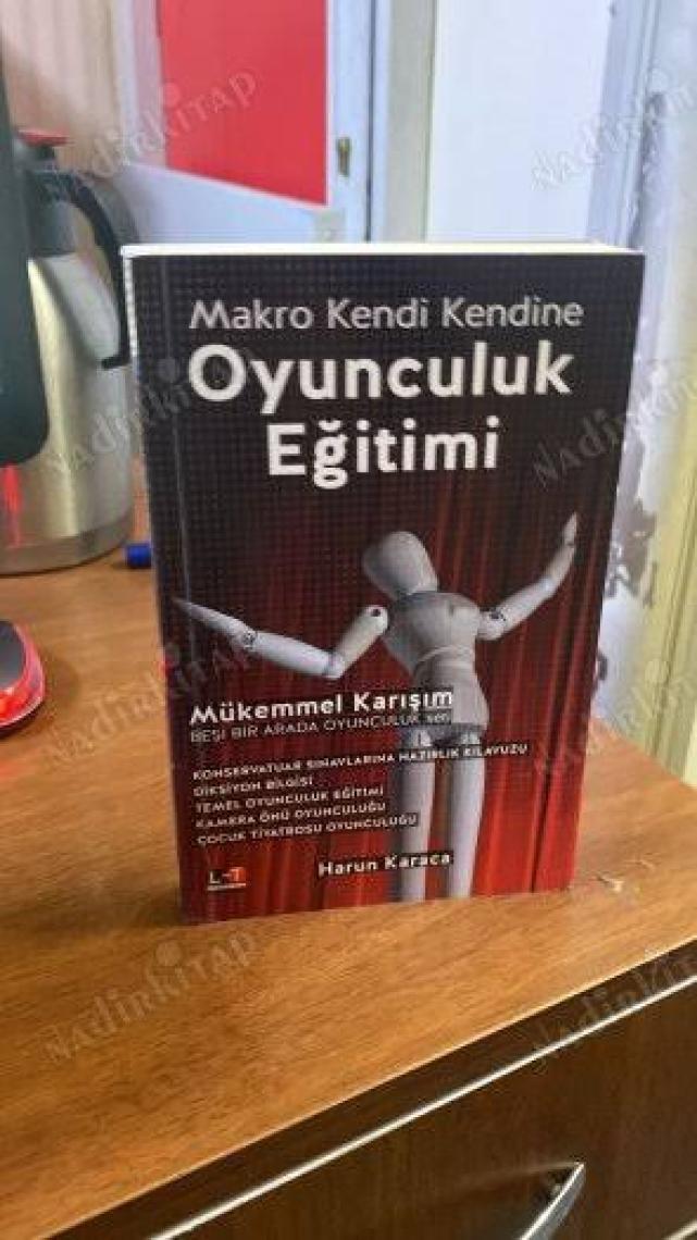 Makro Kendi Kendine: Oyunculuk Eğitimi - Harun Karaca