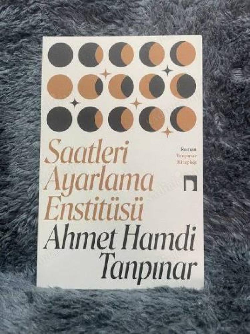 Saatleri Ayarlama Enstitüsü - Yeni Kapak