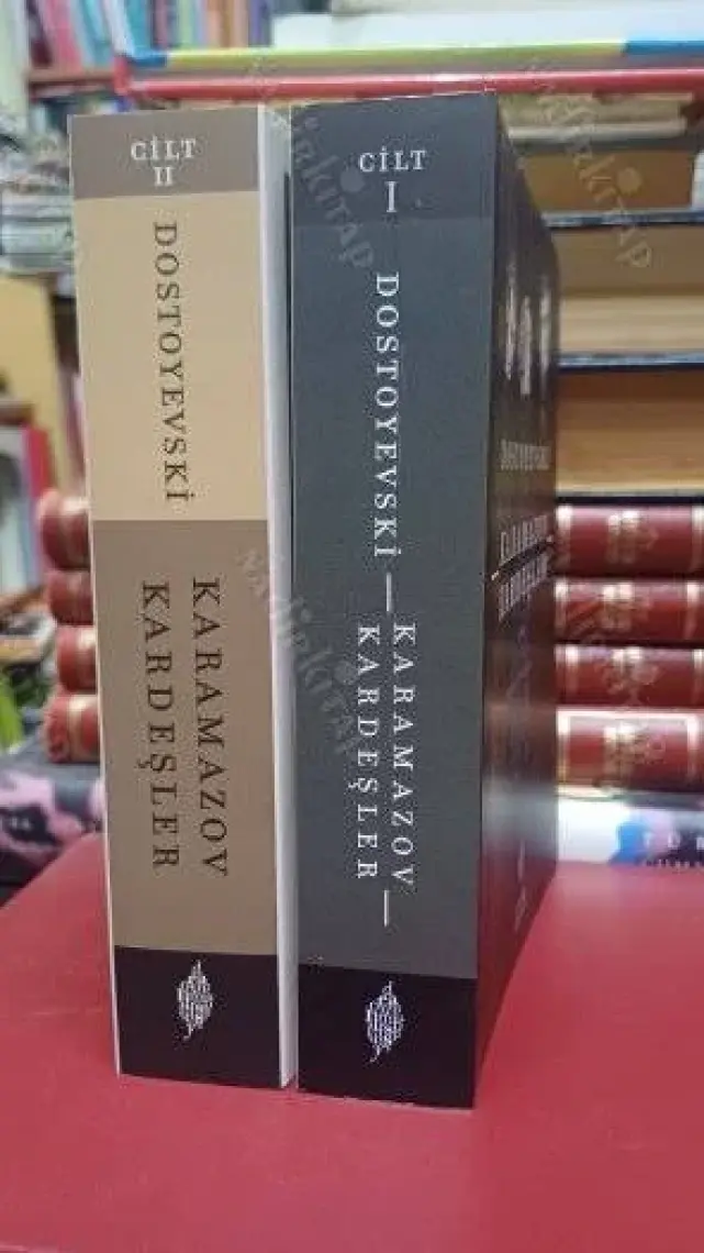 Karamazov Kardeşler Cilt 1