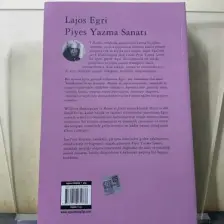 Piyes Yazma Sanatı - Lajos Egri