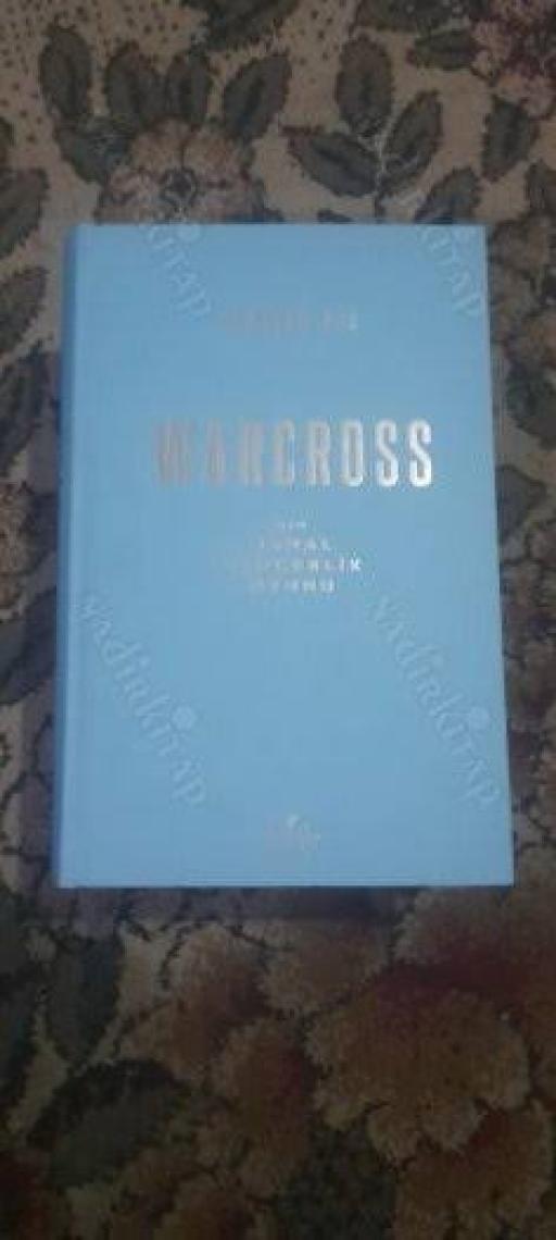 Yabancı Yayınları Warcross - Bir Sanal Gerçeklik Oyunu (Ciltli)
