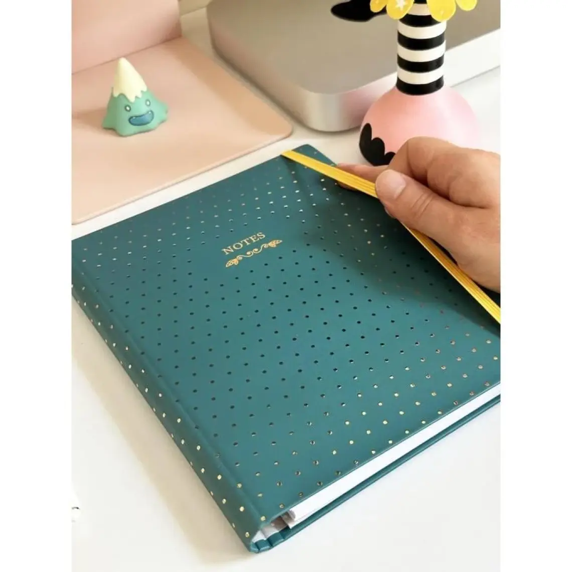 Victorias Journals Victoria's Journals Gizli Spiralli Defter 17X24 96 Yp.çizgili