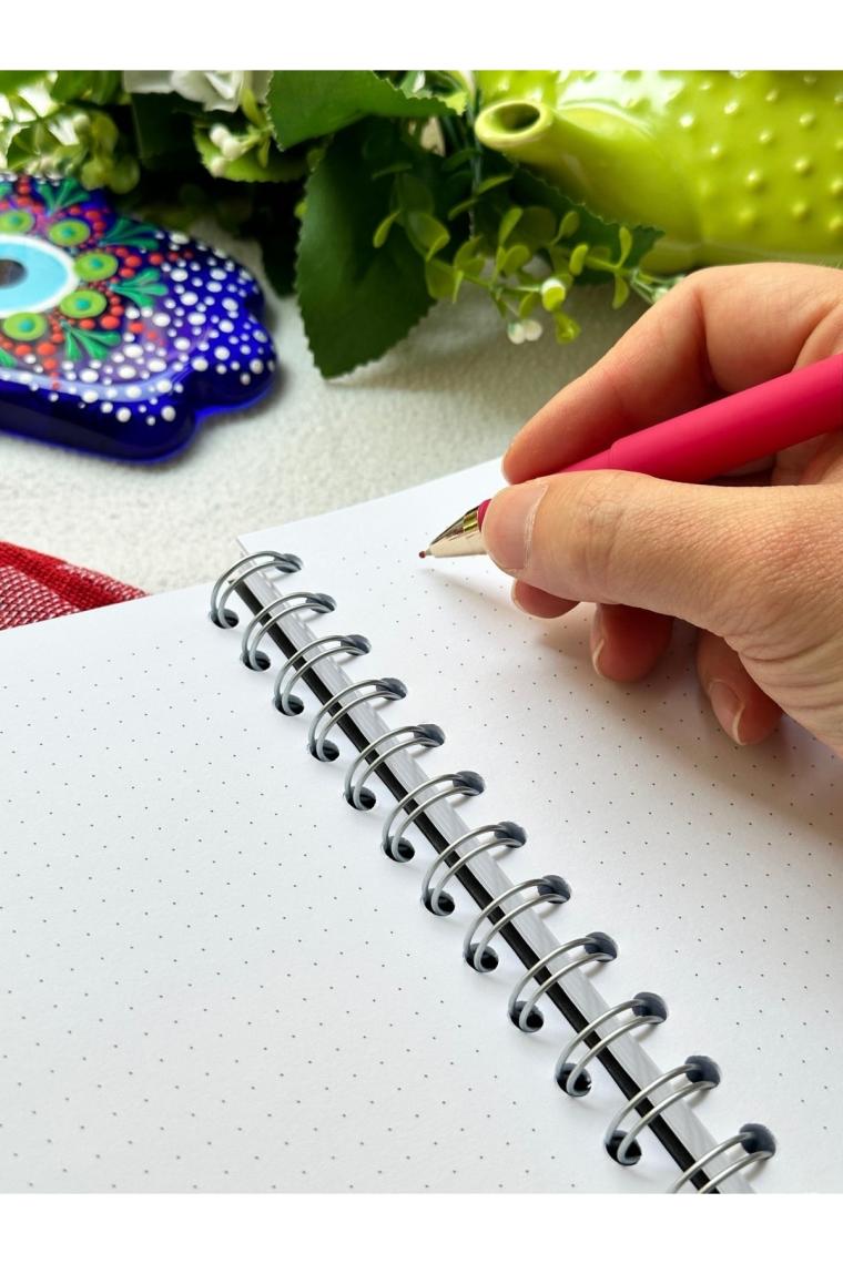 Victoria's Journals Gizli Spiralli Defter 17X24 cm 90 Gr. 96 Yaprak Noktalı
