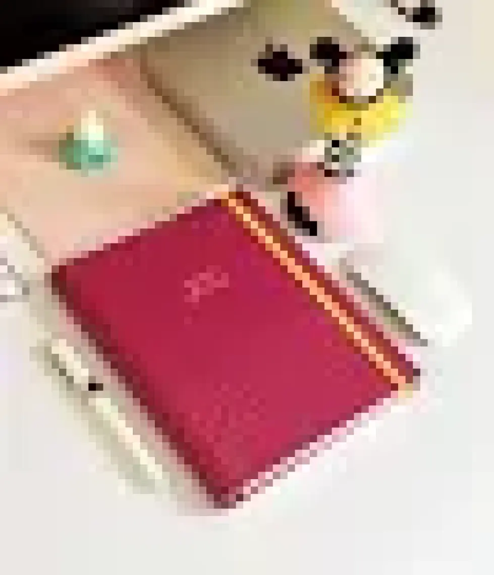 Victoria's Journals Gizli Spiralli Defter Sert Kapak 192 Sayfa 96 Yaprak 17X24 cm 100GR. Düz