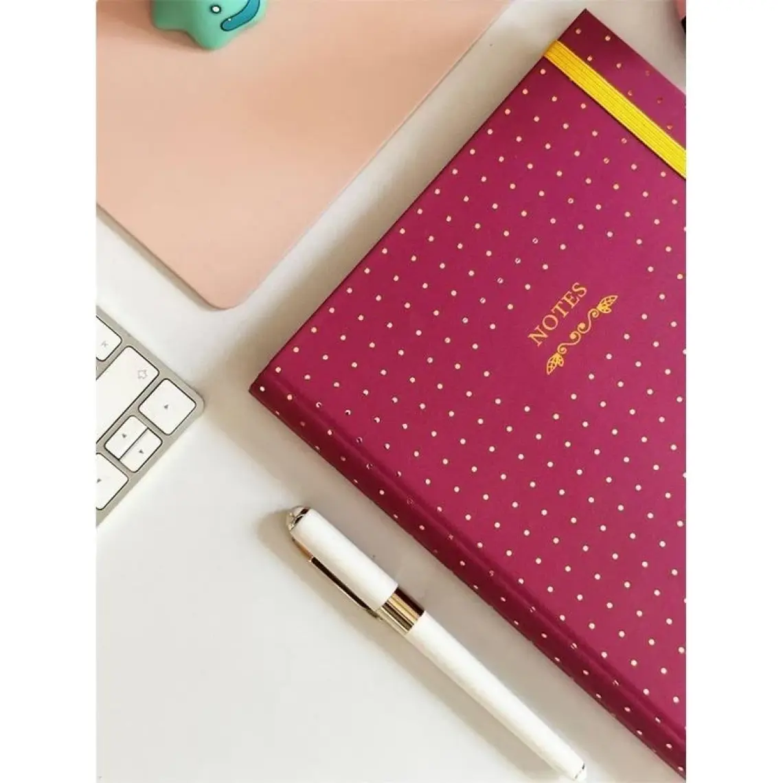 Victoria's Journals Gizli Spiralli Defter Sert Kapak 192 Sayfa 96 Yaprak 17X24 cm 100GR. Düz