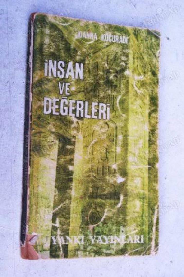 İnsan Ve Değerleri
