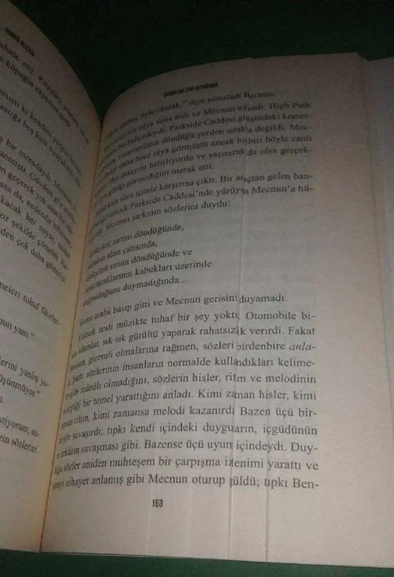 Tanrılar Zar Attığında - Andre Alexis