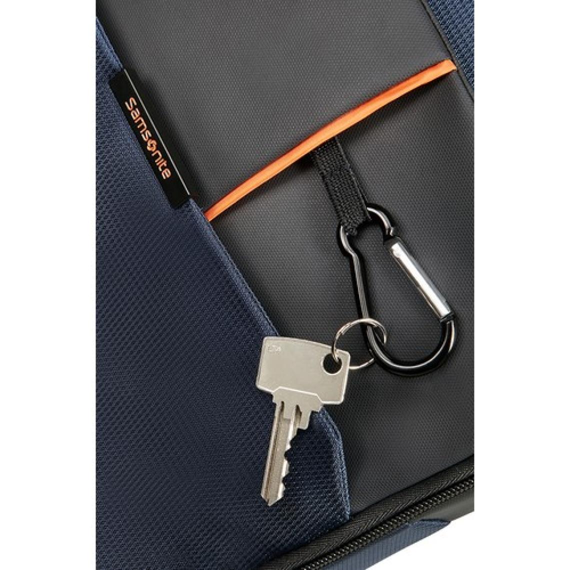 Samsonite 16N-01-001 14.1" Notebook Çantası