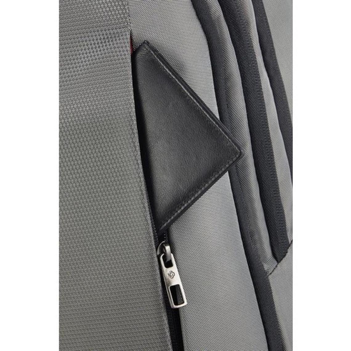 Samsonite Guard IT 15.6" 2.0 Gri Notebook Sırt Çantası CM5-08-006