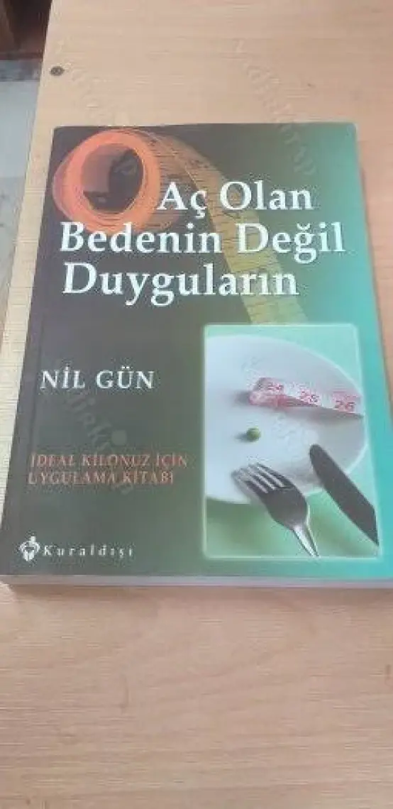 Aç Olan Bedenin Değil Duyguların-Nil Gün