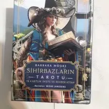 Butik Yayınları Sihirbazların Tarotu - 78 Kartlık Deste ve Rehber Kitap