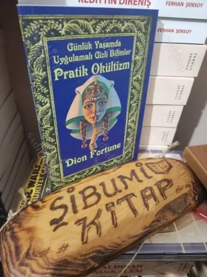Günlük Yaşamda Pratik Okültizm - Dion Fortune