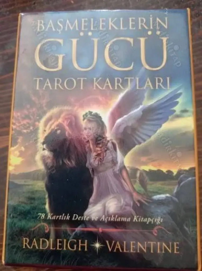 Başmeleklerin Gücü Tarot Kartları - Radleigh Valentine
