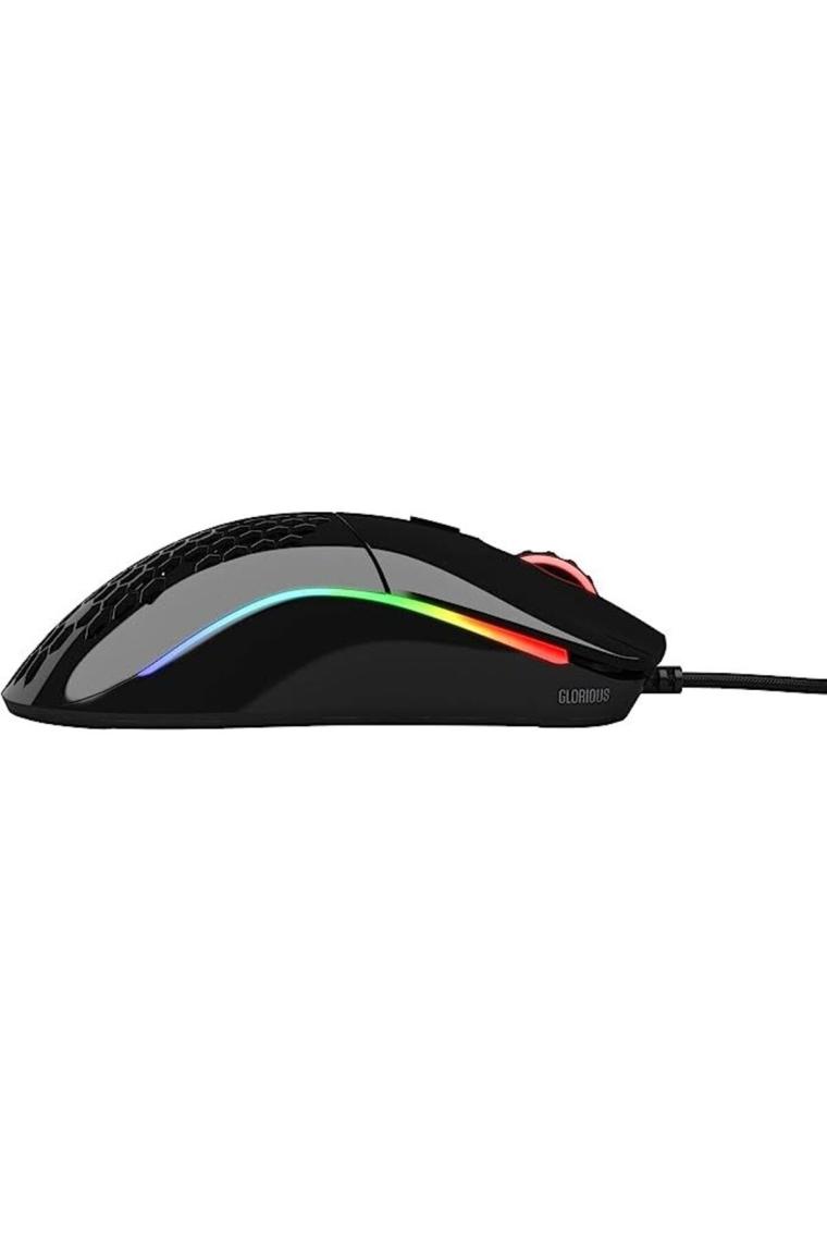 Glorious Model O Parlak Siyah Optik Kablolu Oyuncu Mouse