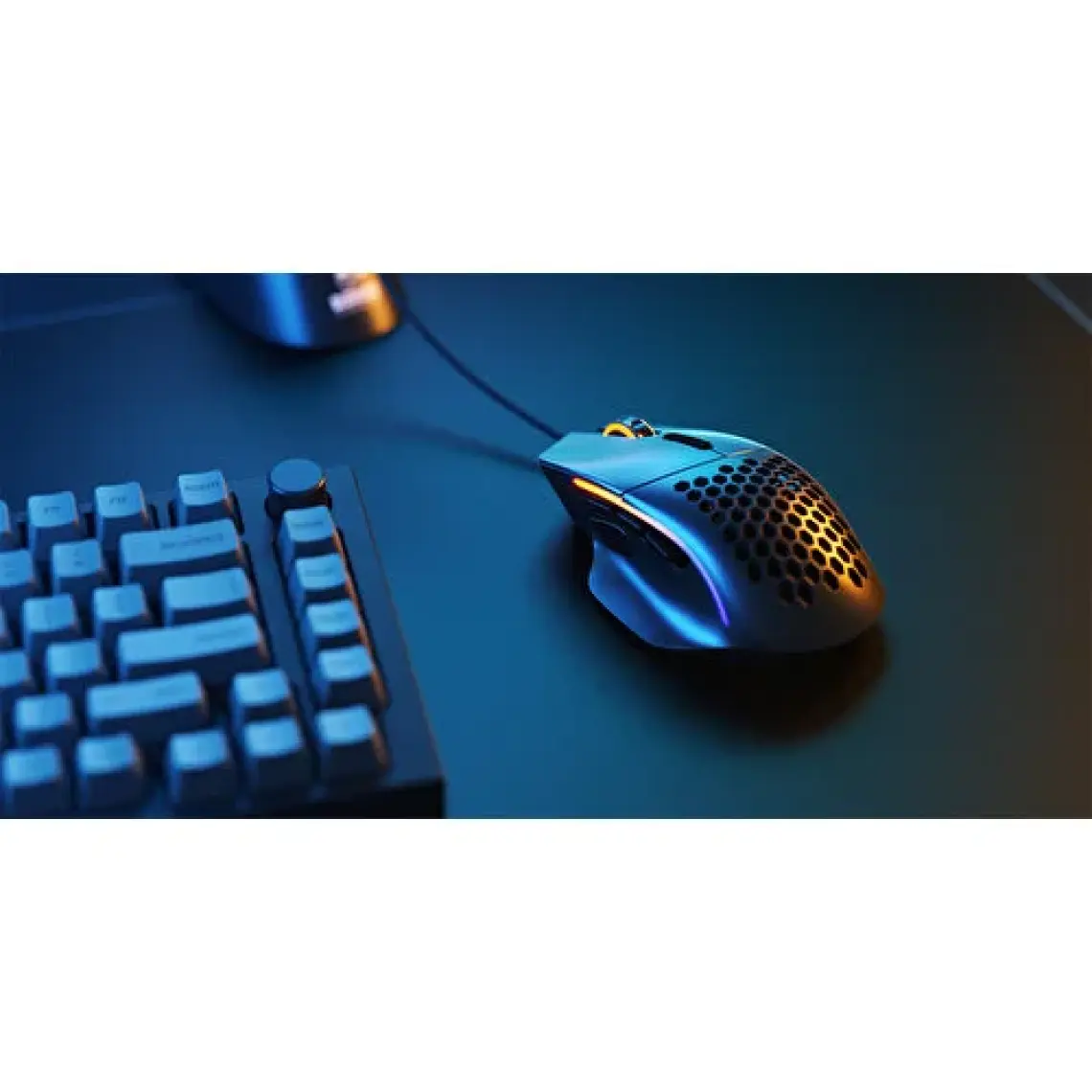 Glorious Model I RGB Siyah Kablolu Optik Oyuncu Mouse