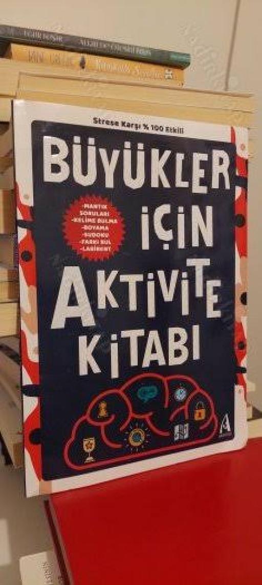 Büyükler İçin Aktivite Kitabı