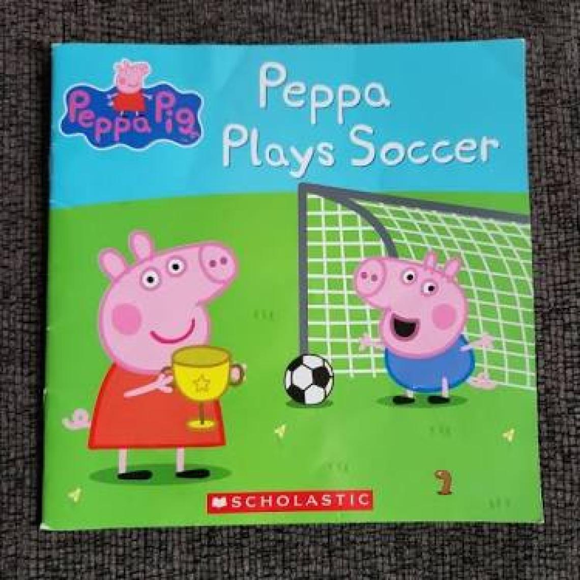 Peppa Plays Football - Peppa Pig