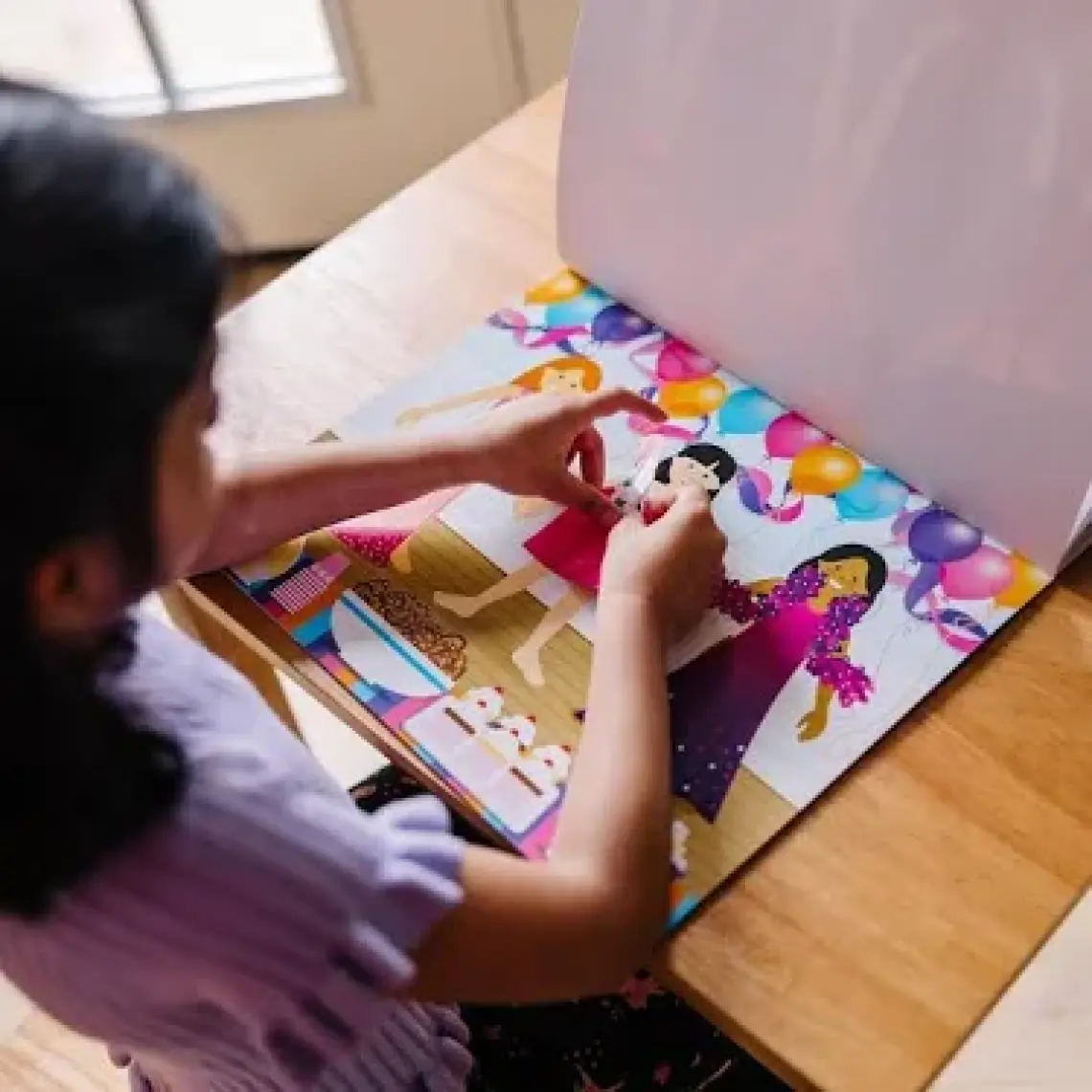 Melissa&Doug Tak Çıkar Çıkartma Kitabı-Moda