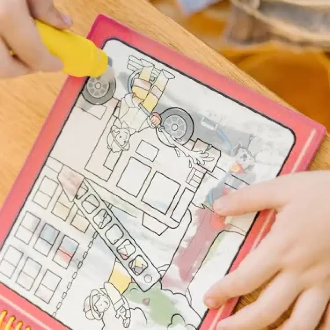 Melissa & Doug Water Wow Su İle Boyama Kitabı  Araçlar