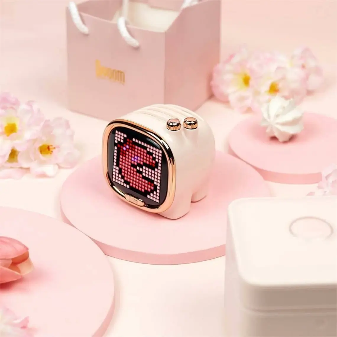 Divoom Zooe Pembe 16X16 Piksel LED Ekranlı Taşınabilir Bluetooth Hoparlör