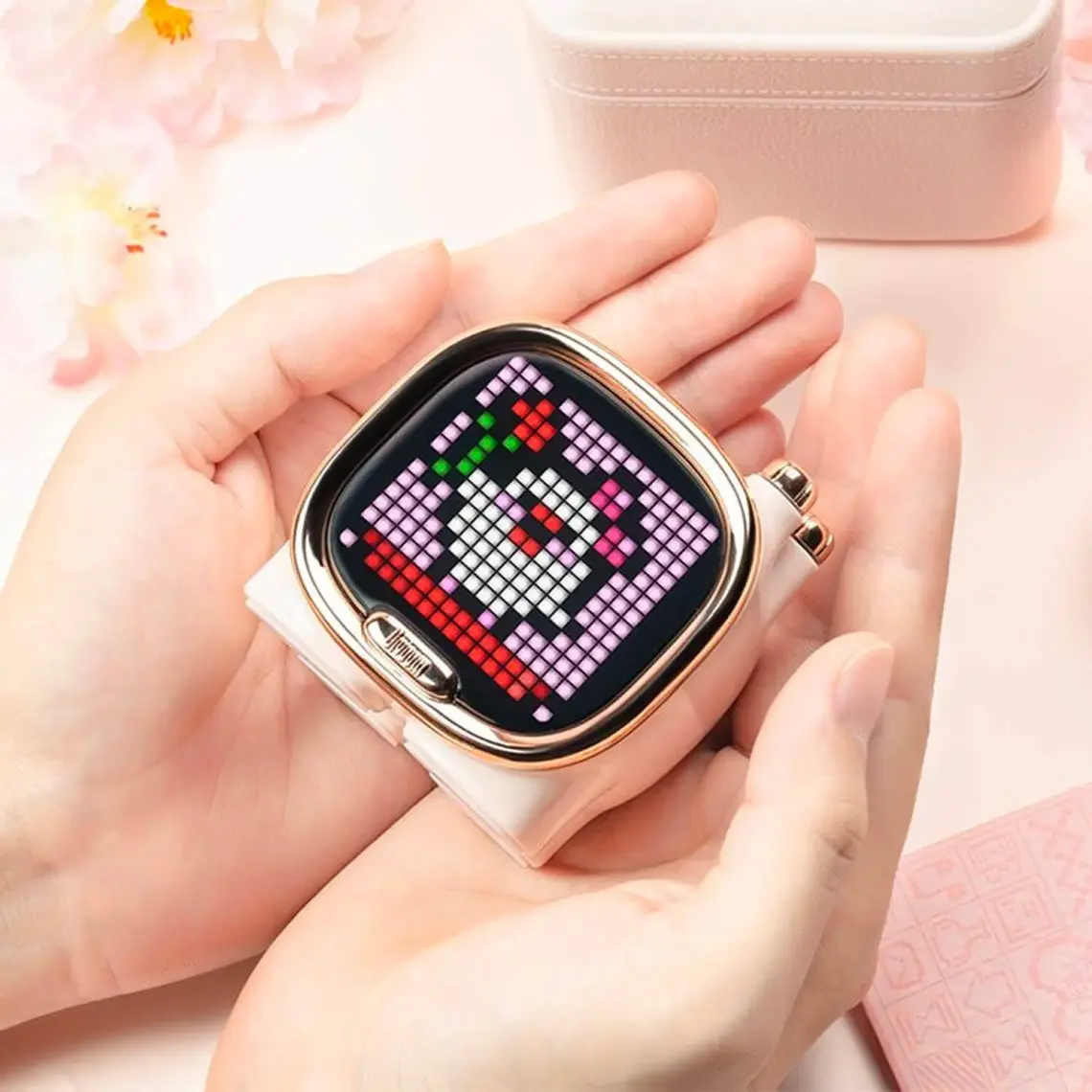 Divoom Zooe Pembe 16X16 Piksel LED Ekranlı Taşınabilir Bluetooth Hoparlör