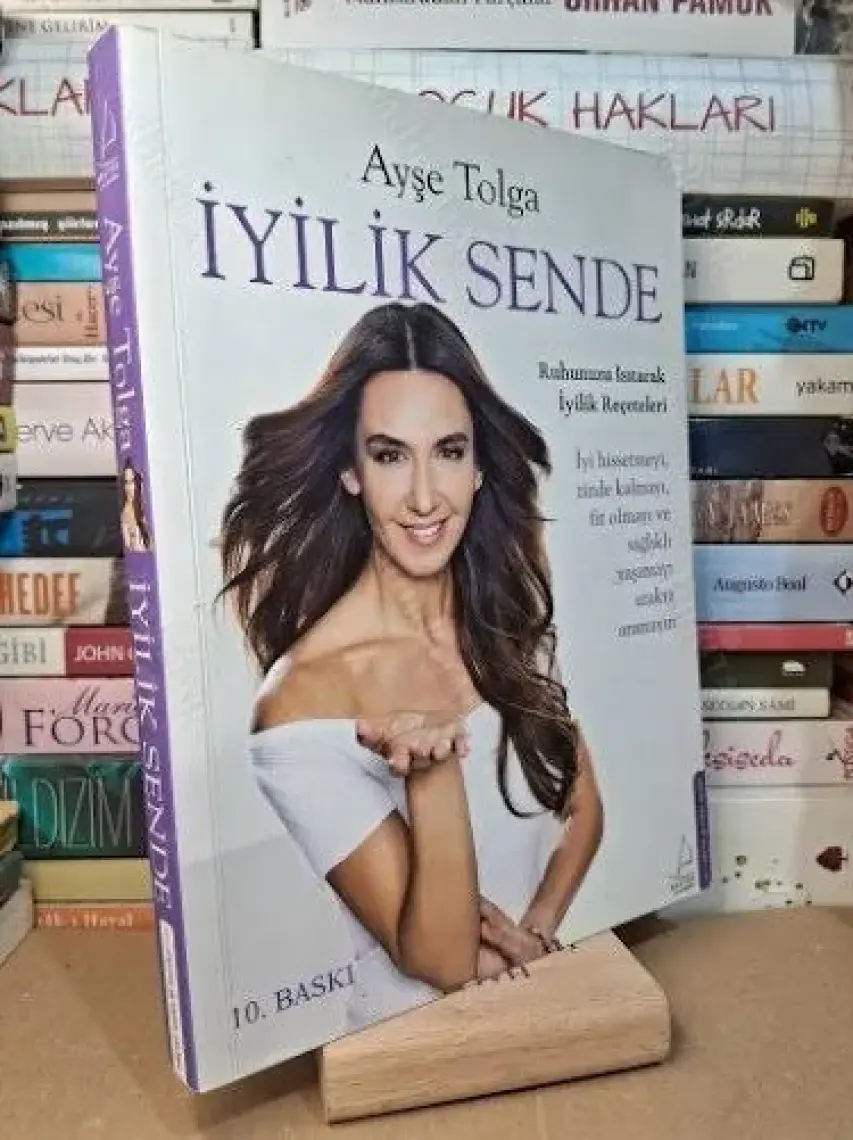 İyilik Sende - Ayşe Tolga