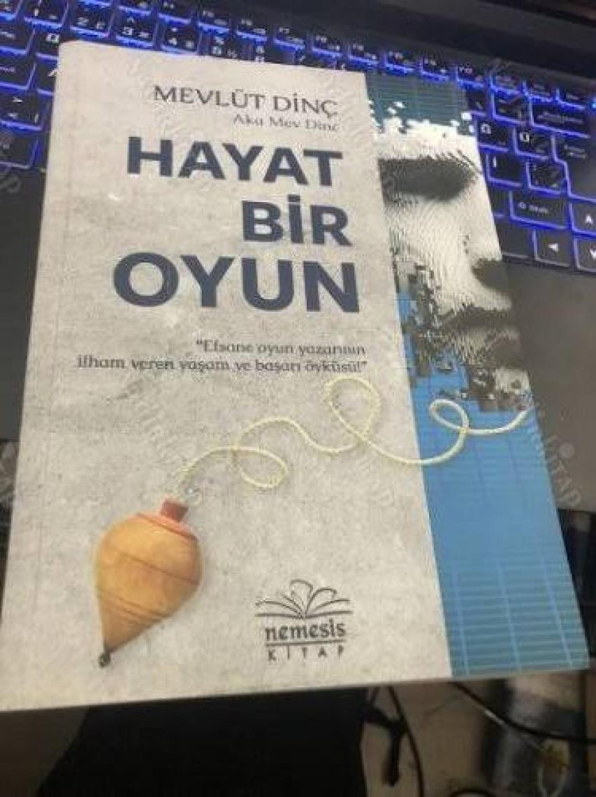 Hayat Bir Oyun - Mevlüt Dinç