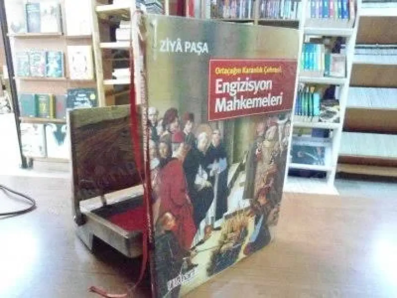 Ortaçağın Karanlık Çehresi: Engizisyon Mahkemeleri-Ziya Paşa
