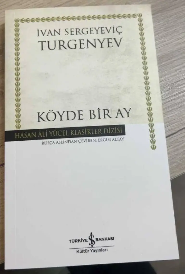 Köyde Bir Ay - Ivan Sergeyeviç Turgenyev