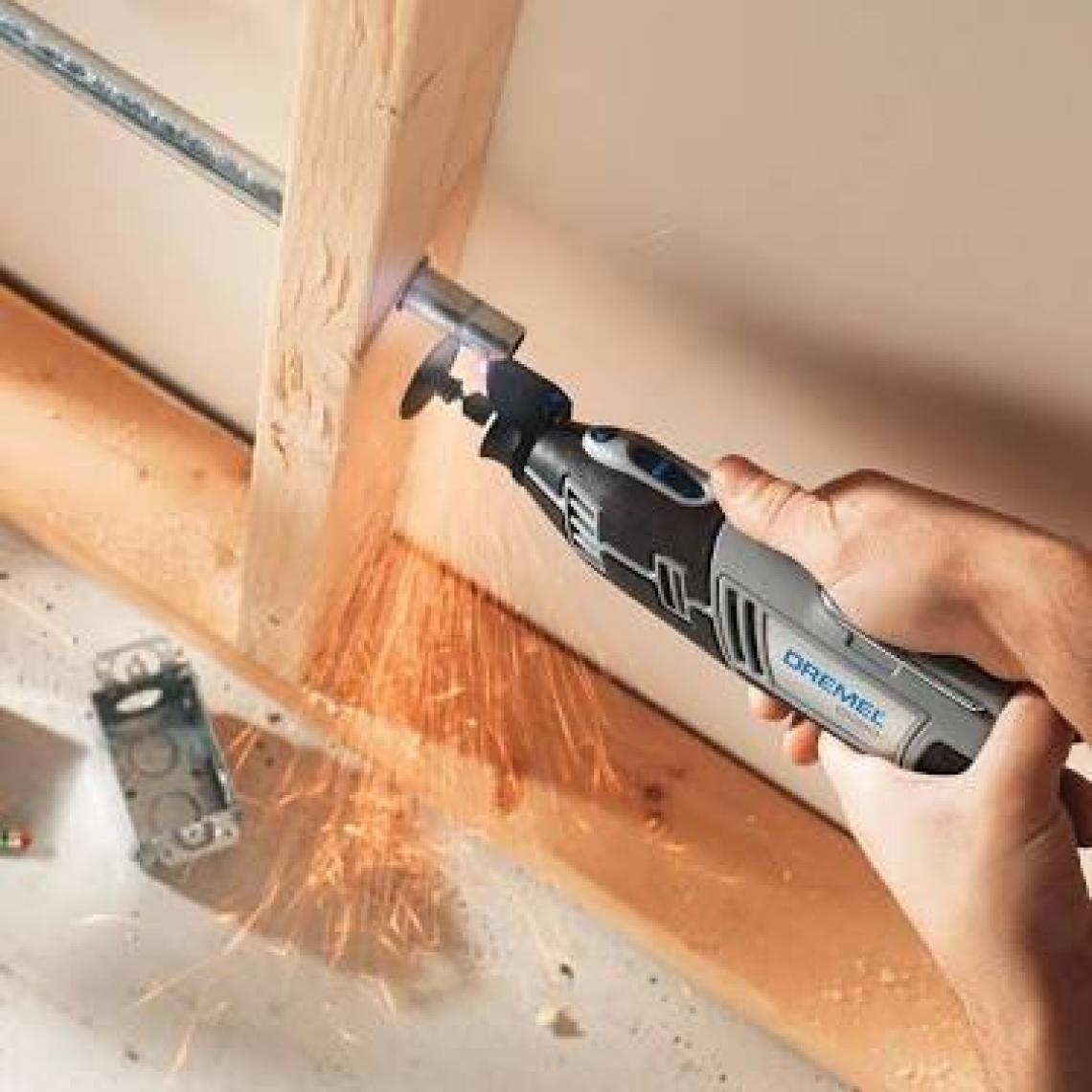 Dremel 8220-1/5 5 Aksesuarlı El Motoru