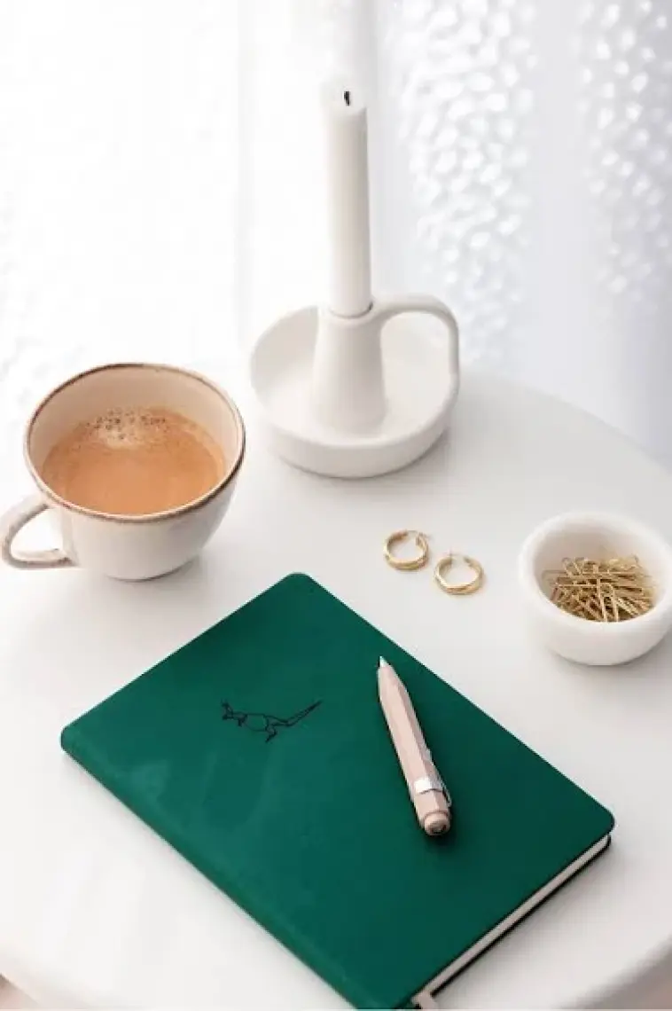 Matt Notebook A5 Defter Noktalı Yeşil