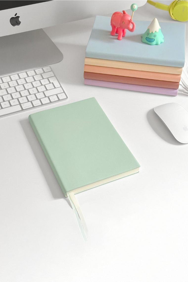 Victoria's Journals Smyth Pastel Noktalı Defter Yeşil 15 x 21 cm
