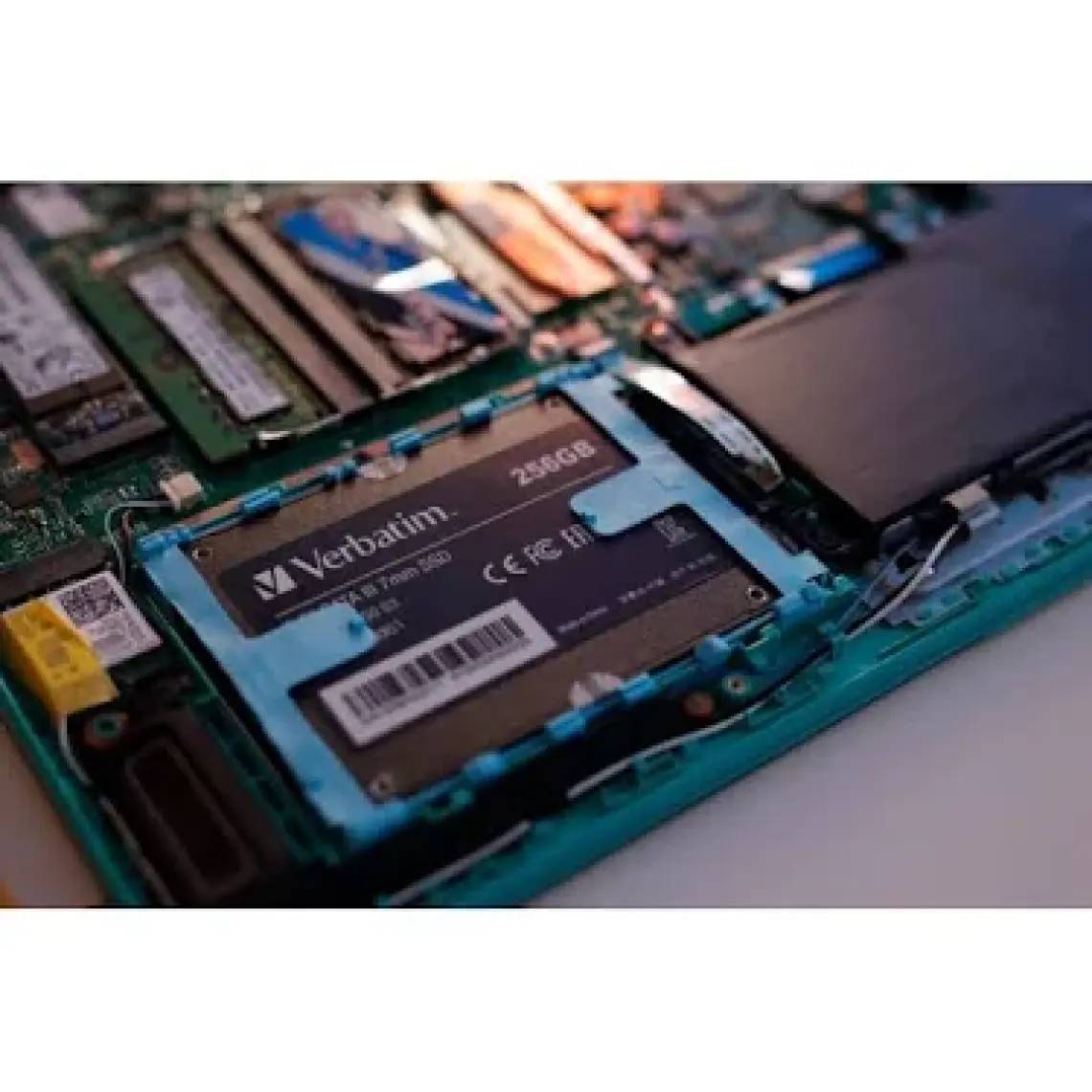 Verbatim Vi550 S3 256GB 550MB-460MB SATA3 SSD