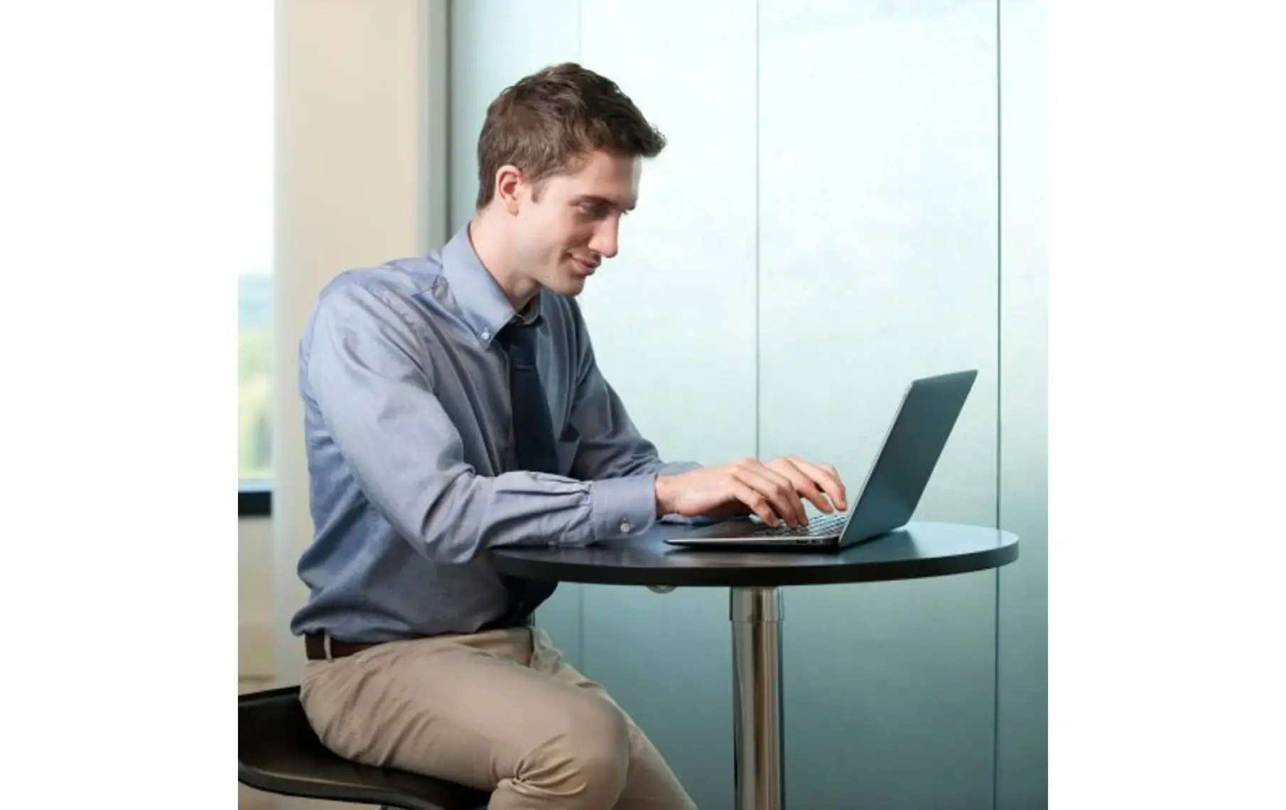 Kensington SmartFit Easy Riser Laptop Soğutucu Gri