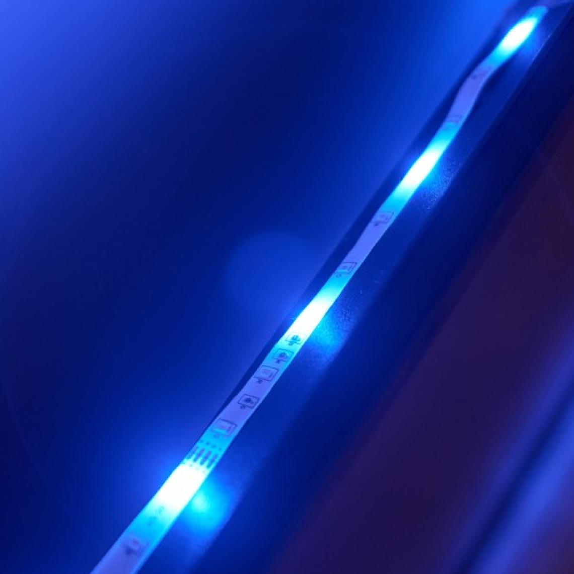 Orbus Uzaktan Kumandalı RGB Şerit Led - Renkli - 5 m